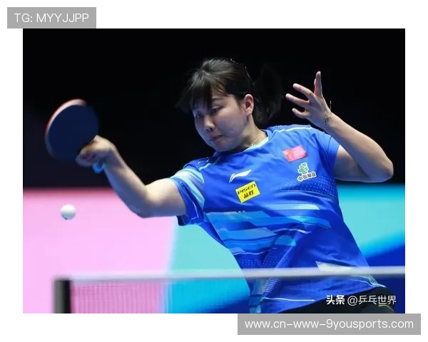 乒乓球教练针对对手做出细致布置，战术执行堪称典范